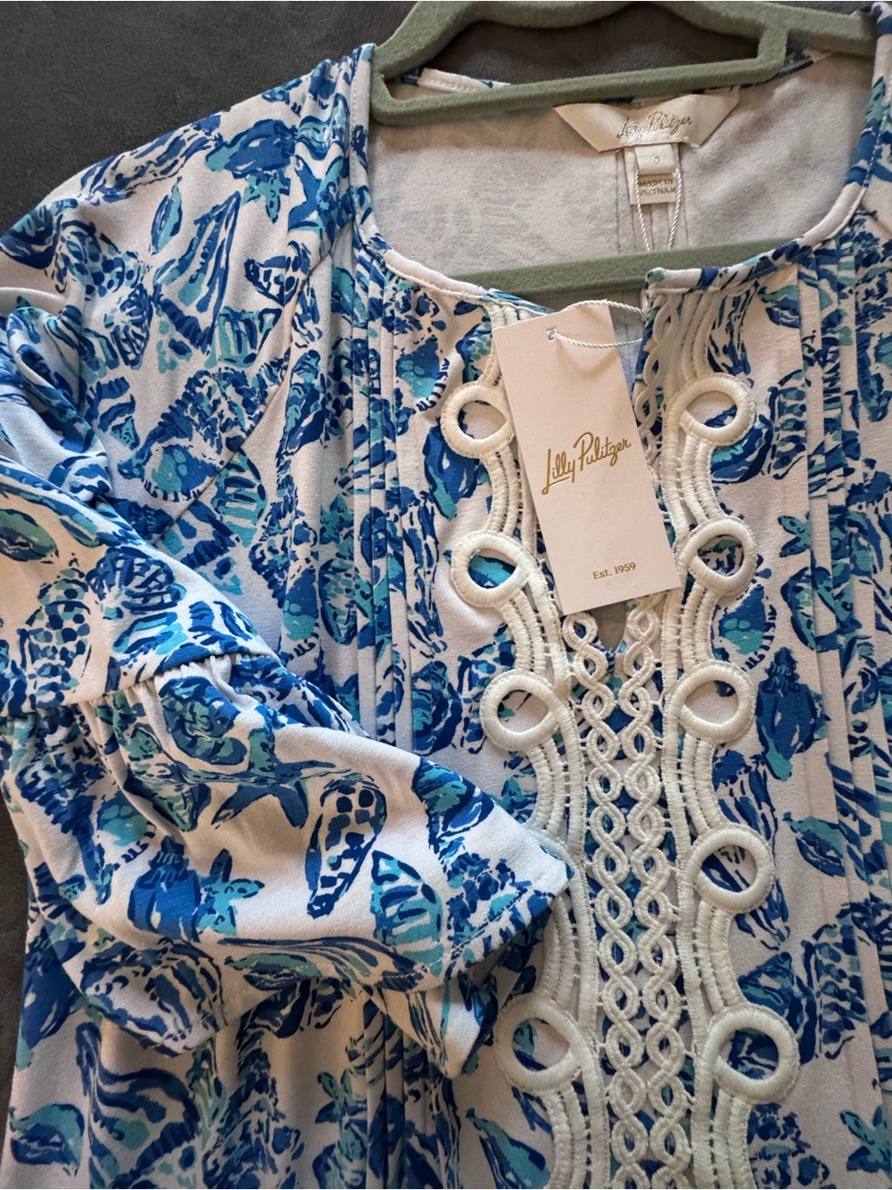 Lilly Pulitzer NWT- Krysta Tunic blue Shell Print Dress, Size S - Picture 3 of 9